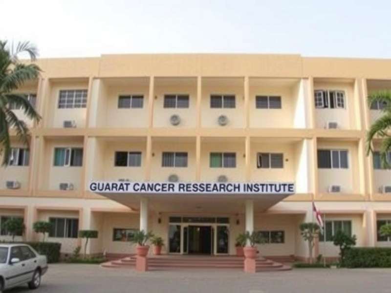 Nutritionist counselling patient